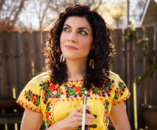 A photo of musician Carrie Rodriguez 
